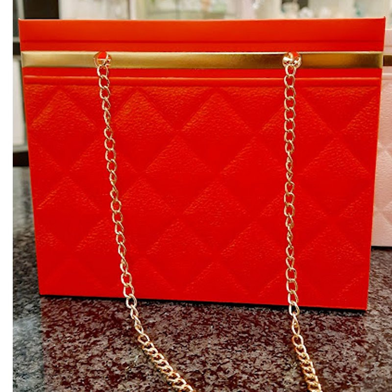 Elegante Borsa Regalo in Acrilico con Manici a Catenella