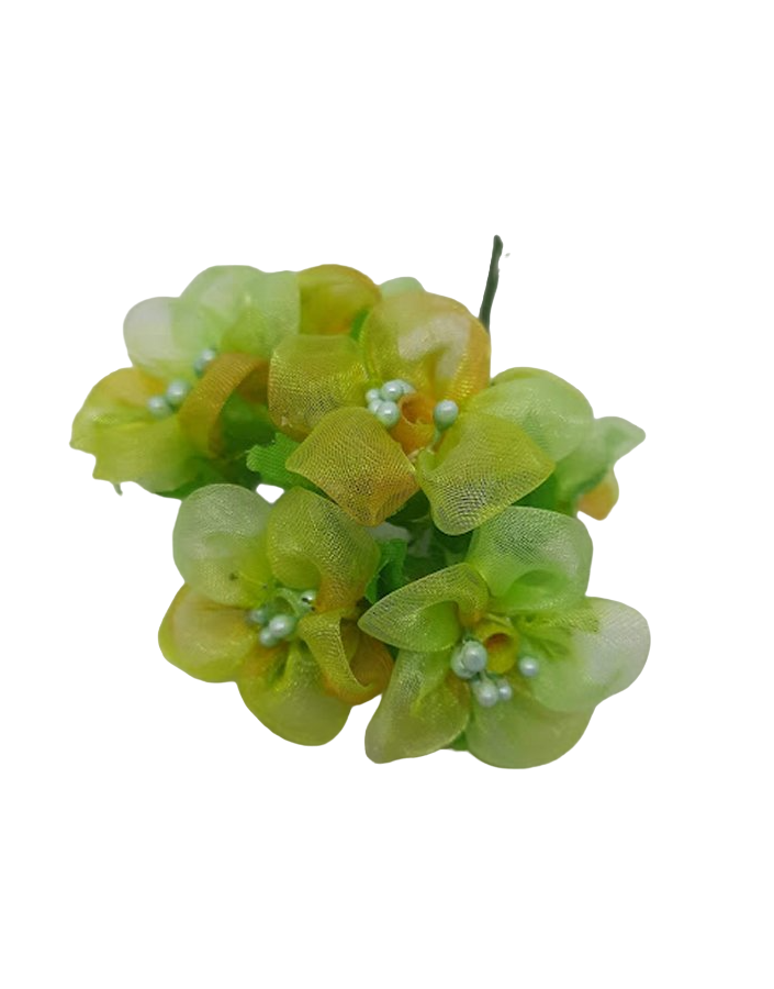 Fiori in organza con piccoli pistilli